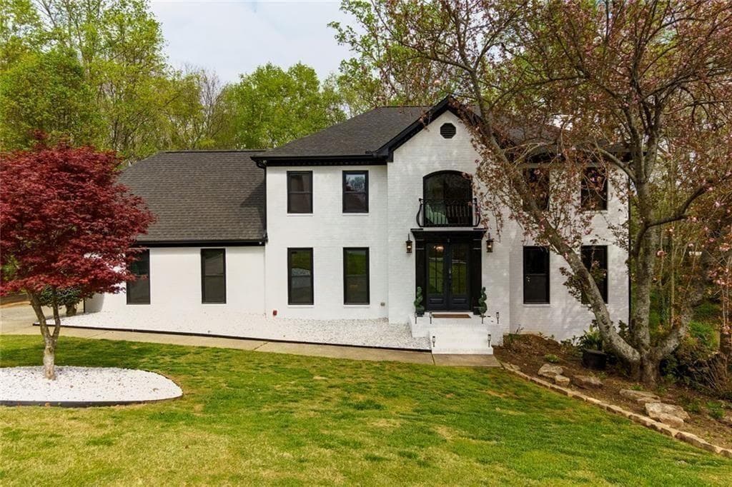 5 bedroom, 4 bathroom, 4,020 sq ft single family residence for sale at 1515 Oakmoor Place, Marietta, GA 30062