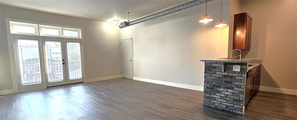 1 bedroom, 1 bathroom, 750 sq ft condominium for rent at 502 Pryor Street 301, Atlanta, GA 30312 for $1,650 a month — photo 2