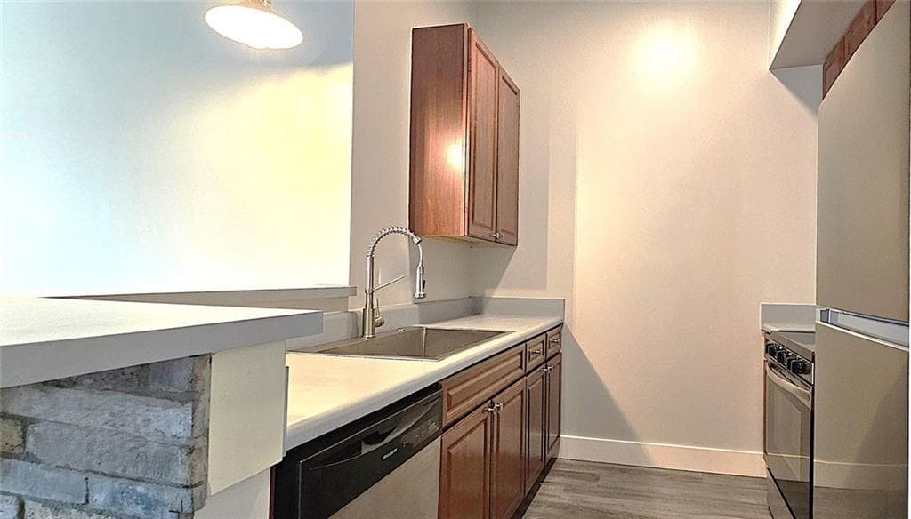 1 bedroom, 1 bathroom, 750 sq ft condominium for rent at 502 Pryor Street 301, Atlanta, GA 30312 for $1,650 a month — photo 4