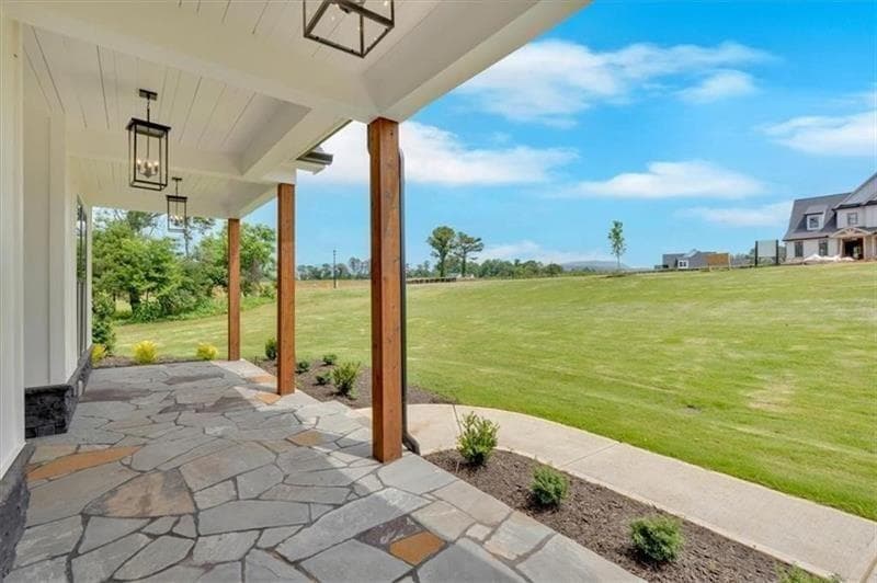 4 bedroom, 4 bathroom, 2,950 sq ft single family residence for sale at 300 Eminence Peak, Rydal, GA 30171 — photo 4