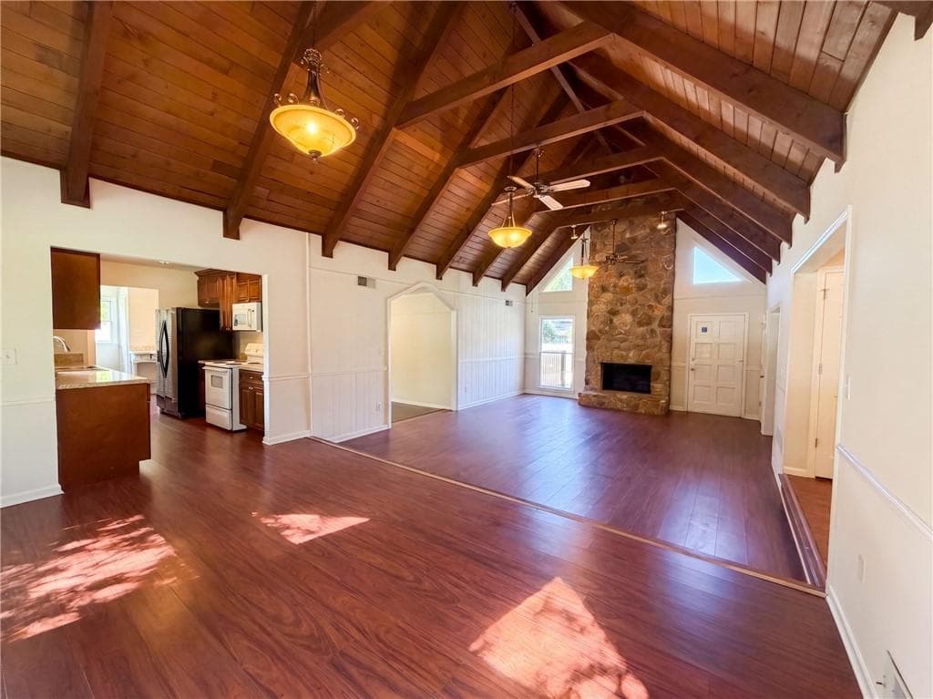 3 bedroom, 2 bathroom, 1,971 sq ft single family residence for sale at 5810 Orly Terrace, Atlanta, GA 30349 — photo 7
