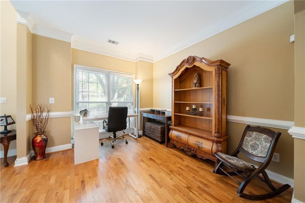3 bedroom, 3 bathroom, 2,063 sq ft single family residence for sale at 2499 Emerald Ridge Court, Atlanta, GA 30345 — photo 4