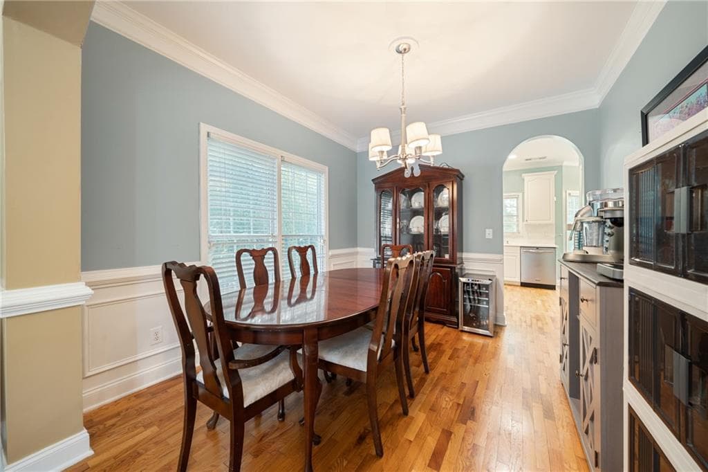 3 bedroom, 3 bathroom, 2,063 sq ft single family residence for sale at 2499 Emerald Ridge Court, Atlanta, GA 30345 — photo 5