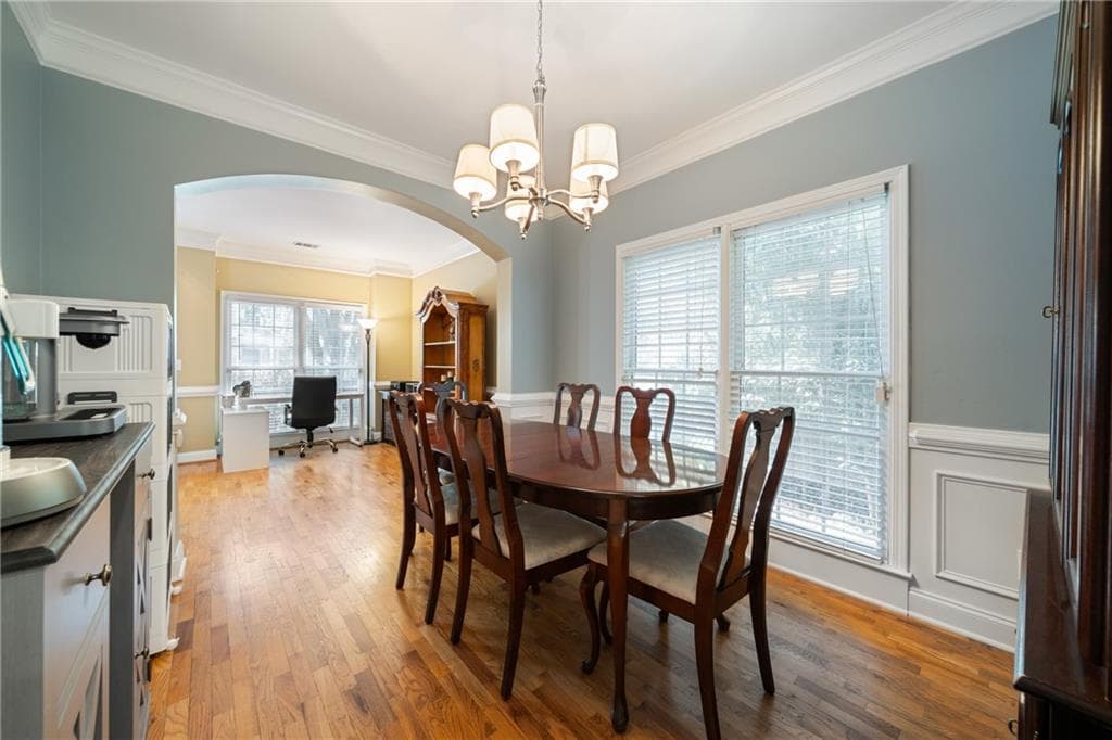 3 bedroom, 3 bathroom, 2,063 sq ft single family residence for sale at 2499 Emerald Ridge Court, Atlanta, GA 30345 — photo 6