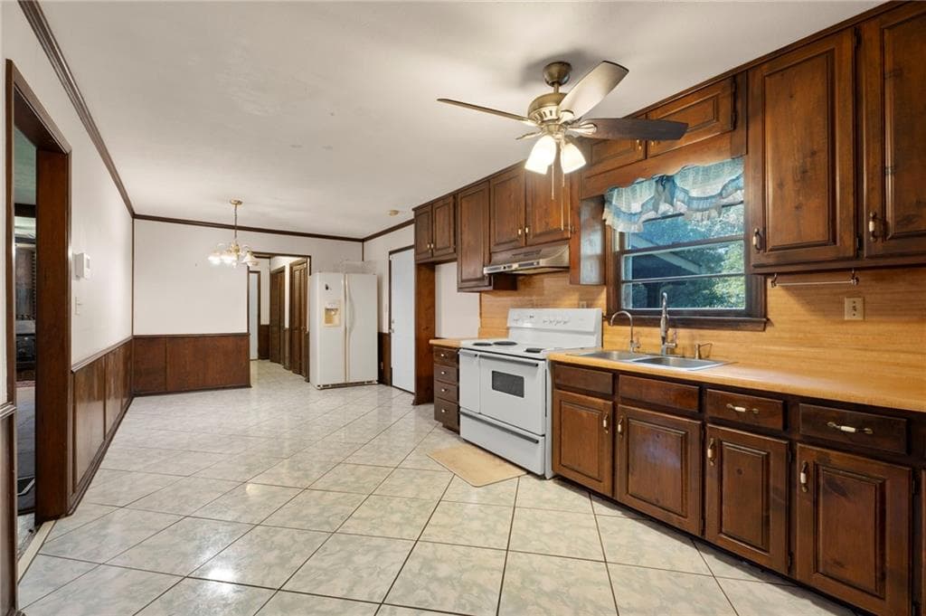 3 bedroom, 2 bathroom, 1,628 sq ft single family residence for sale at 1739 Pleasant Hill Trail, Lithonia, GA 30058 — photo 5