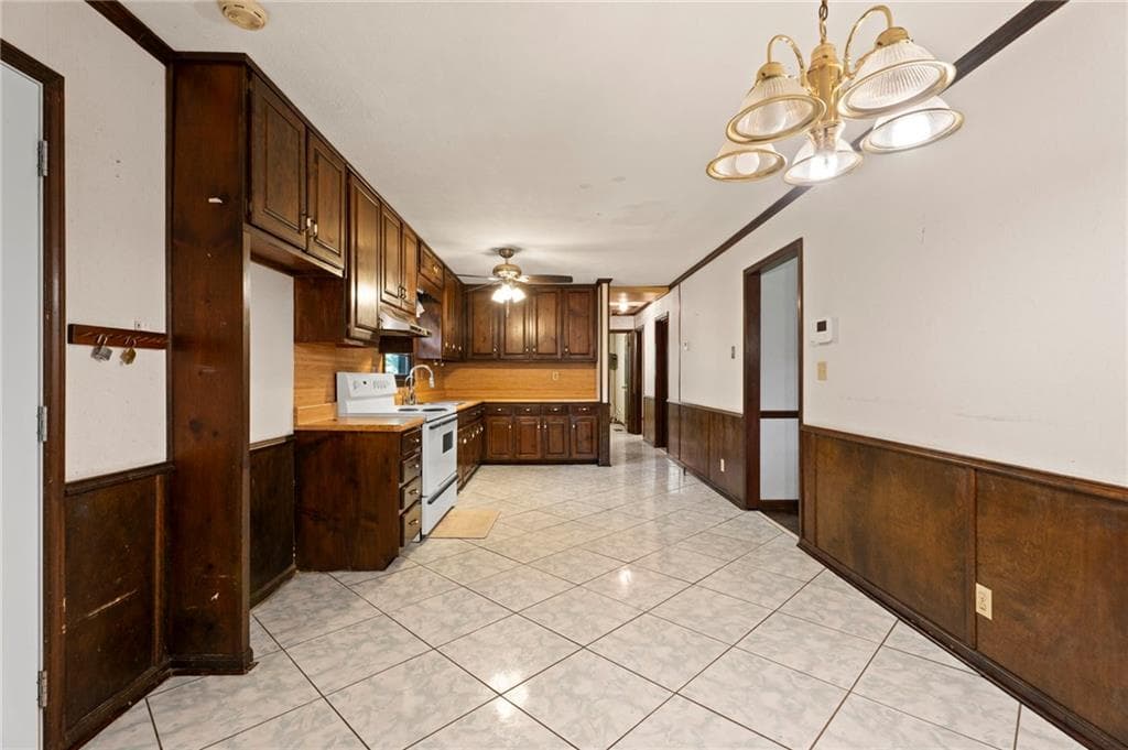 3 bedroom, 2 bathroom, 1,628 sq ft single family residence for sale at 1739 Pleasant Hill Trail, Lithonia, GA 30058 — photo 6