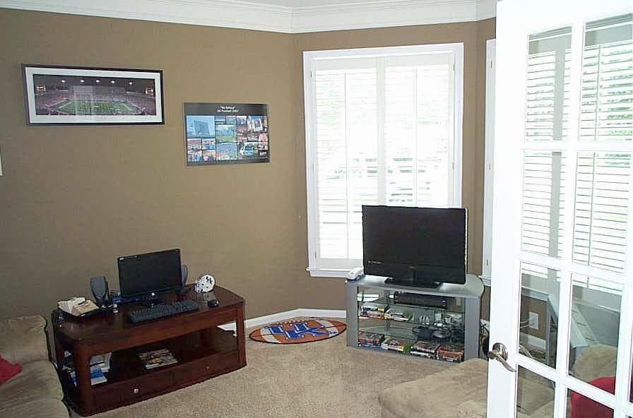 4 bedroom, 3 bathroom, 2,488 sq ft single family residence for rent at 10635 Cauley Creek Drive, Johns Creek, GA 30097 for $3,000 a month — photo 8