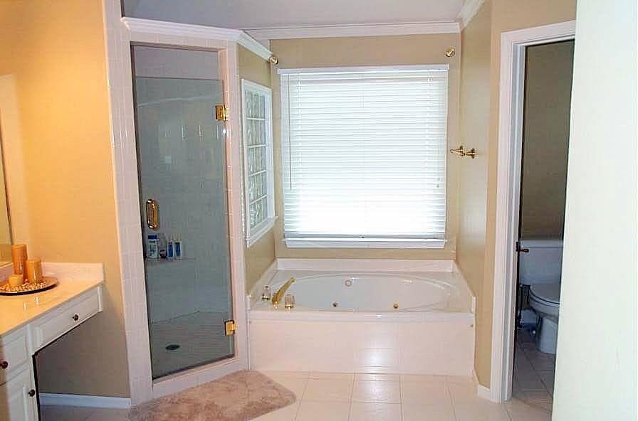 4 bedroom, 3 bathroom, 2,488 sq ft single family residence for rent at 10635 Cauley Creek Drive, Johns Creek, GA 30097 for $3,000 a month — photo 10