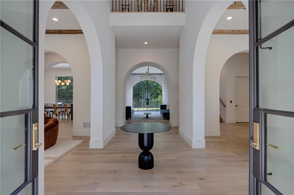 6 bedroom, 9 bathroom, 11,000 sq ft single family residence for rent at 3570 Knollwood Drive, Atlanta, GA 30305 for $50,000 a month — photo 2