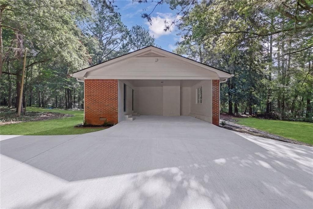 4 bedroom, 2 bathroom, 1,892 sq ft single family residence for sale at 1924 Mountain Creek Church Road, Monroe, GA 30656 — photo 5