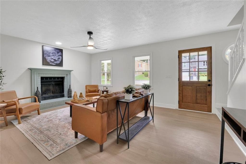 3 bedroom, 3 bathroom, 2,074 sq ft single family residence for sale at 4491 Calumet Drive, Kennesaw, GA 30152 — photo 7