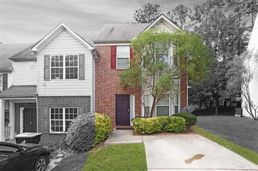 2 bedroom, 3 bathroom, 1,496 sq ft other for rent at 373 Brookview Drive, Riverdale, GA 30274 for $1,650 a month