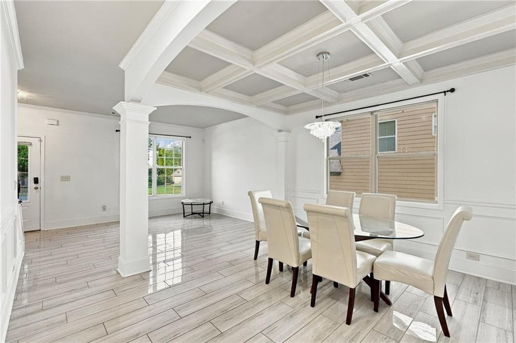 6 bedroom, 4 bathroom, 3,079 sq ft single family residence for sale at 351 The Boulevard, Newnan, GA 30263 — photo 8