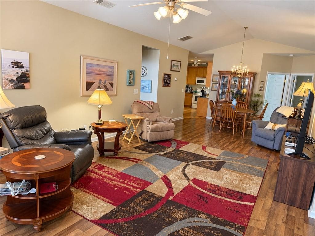 2 bedroom, 2 bathroom, 1,618 sq ft condominium for sale at 4293 Skyline View, Oakwood, GA 30566 — photo 5