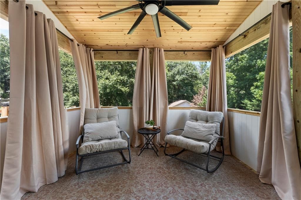 5 bedroom, 5 bathroom, 3,678 sq ft single family residence for sale at 9 Topridge Drive, Cartersville, GA 30120 — photo 3