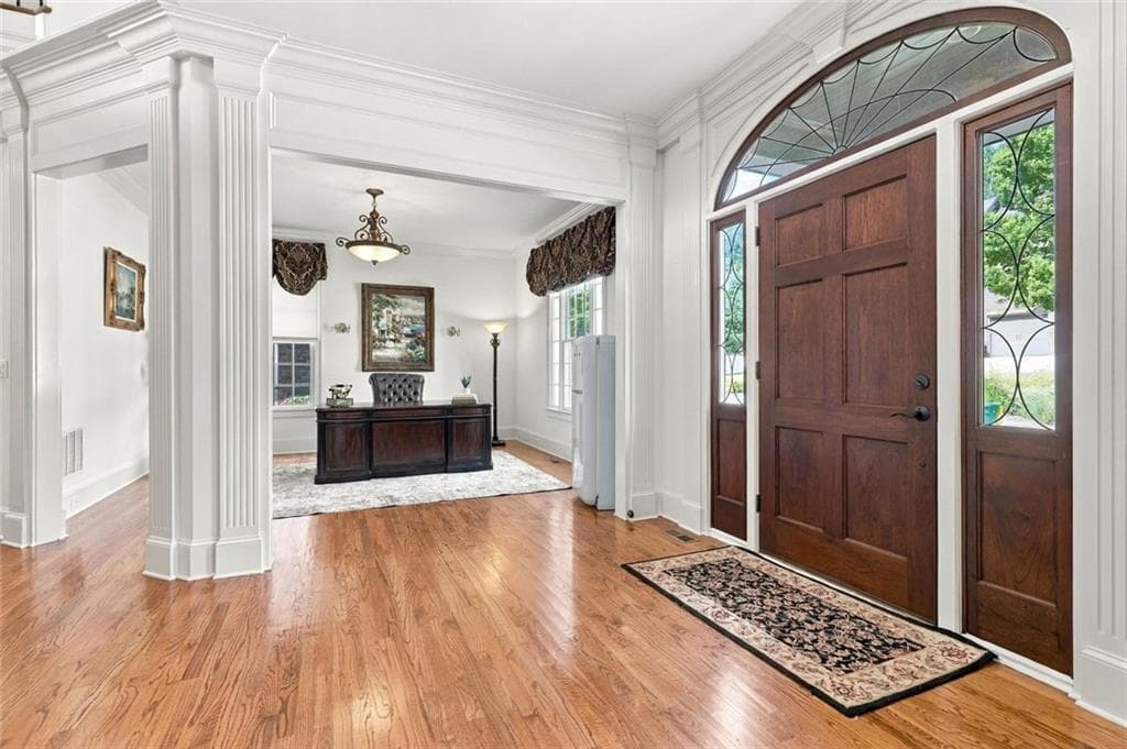 5 bedroom, 5 bathroom, 4,400 sq ft single family residence for sale at 7965 Georgetown Circle, Suwanee, GA 30024 — photo 8