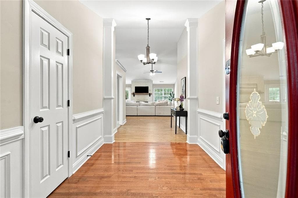 5 bedroom, 3 bathroom, 2,483 sq ft single family residence for sale at 6749 Carriage Walk Lane, Flowery Branch, GA 30542 — photo 5