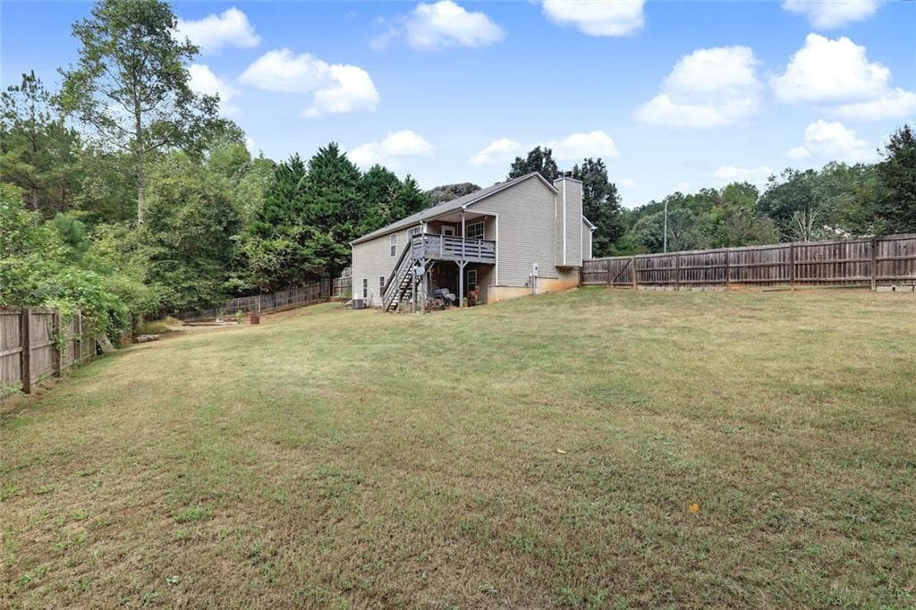 3 bedroom, 2 bathroom, 1,593 sq ft single family residence for sale at 830 Riverwood Drive, Monroe, GA 30655 — photo 4