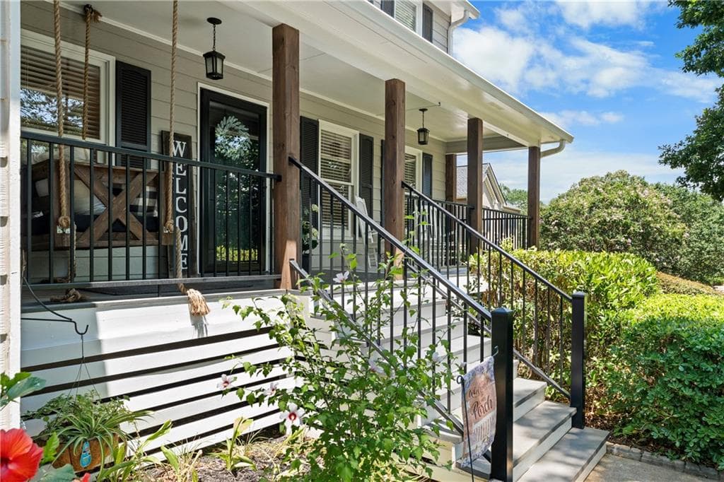 5 bedroom, 5 bathroom, 3,678 sq ft single family residence for sale at 9 Topridge Drive, Cartersville, GA 30120 — photo 5