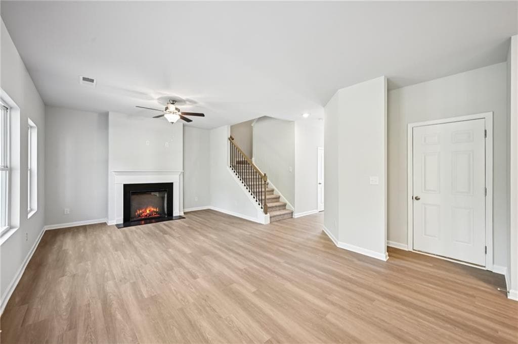 4 bedroom, 3 bathroom, 2,030 sq ft single family residence under contract at 11167 Suria Drive, Covington, GA 30014 — photo 8