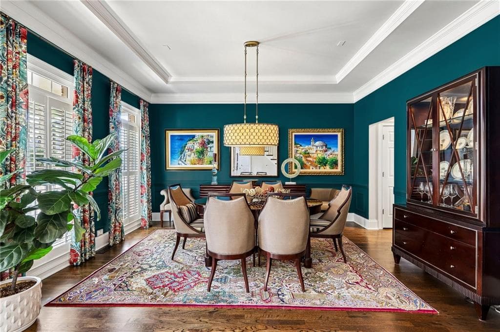 6 bedroom, 5 bathroom, 4,600 sq ft single family residence for sale at 930 Wescott Lane, Atlanta, GA 30319 — photo 5