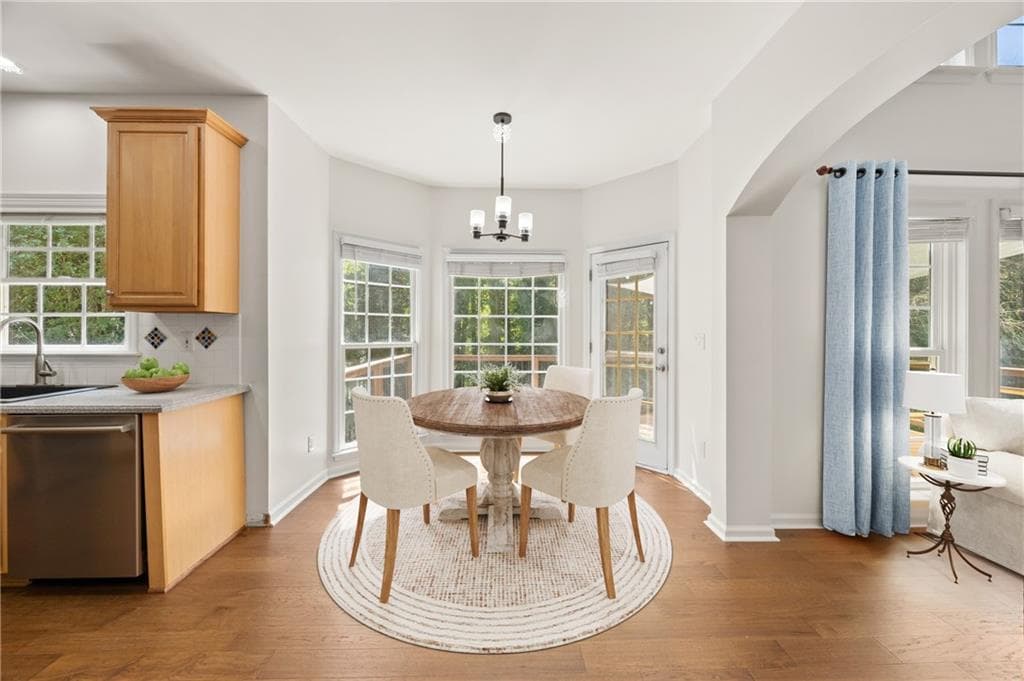 4 bedroom, 4 bathroom, 3,300 sq ft single family residence for sale at 314 Ivy Glen Circle, Avondale Estates, GA 30002 — photo 8