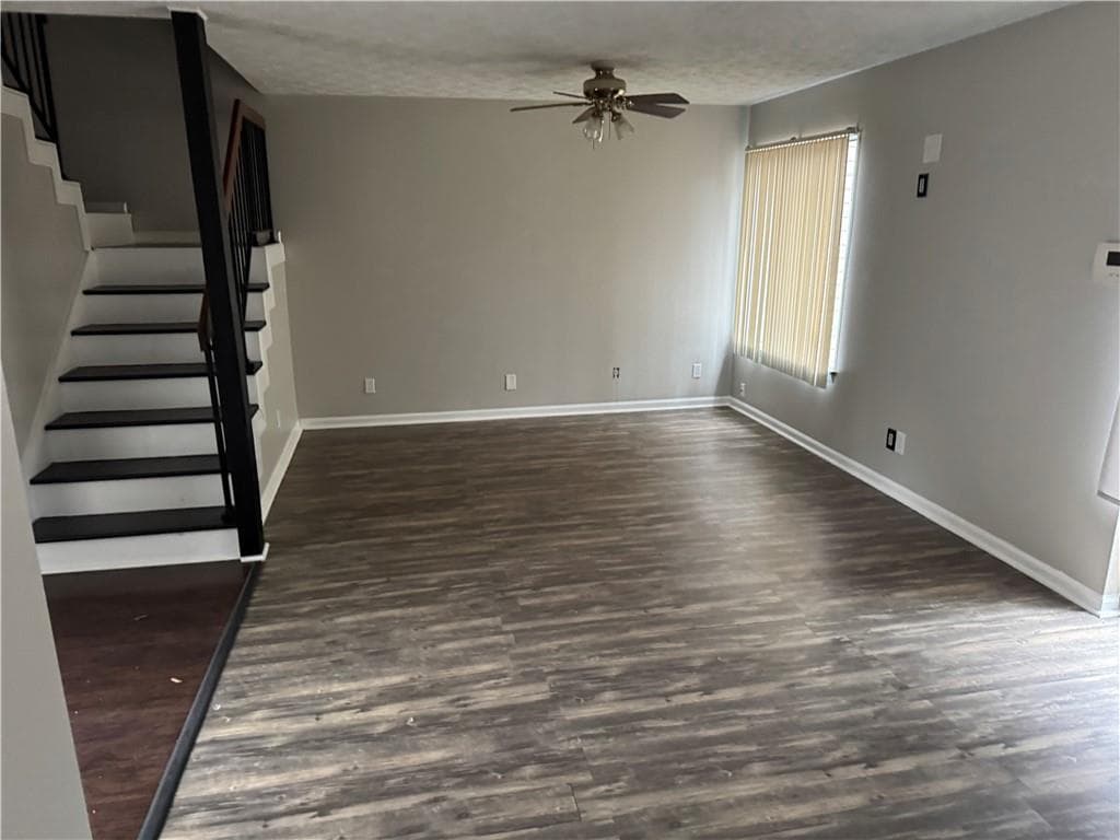 3 bedroom, 2 bathroom, 1,514 sq ft condominium for sale at 8586 Creekwood Way, Jonesboro, GA 30238 — photo 6