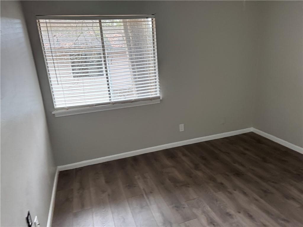 3 bedroom, 2 bathroom, 1,514 sq ft condominium for sale at 8586 Creekwood Way, Jonesboro, GA 30238 — photo 8