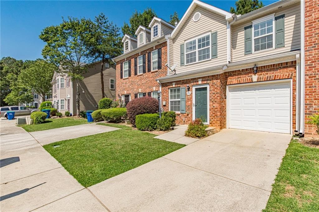 2 bedroom, 3 bathroom, 1,410 sq ft townhouse for sale at 2746 Rocky Court, Atlanta, GA 30349