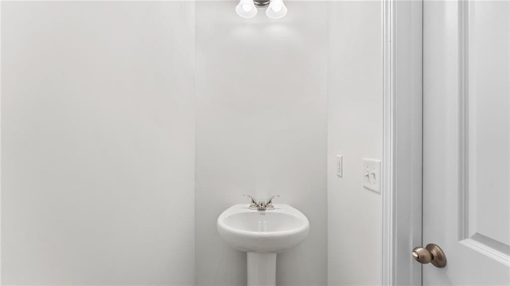 3 bedroom, 3 bathroom, 1,734 sq ft single family residence for sale at 509 Hayes Lane, Canton, GA 30115 — photo 7