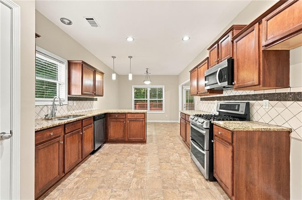 4 bedroom, 3 bathroom, 2,712 sq ft single family residence for sale at 50 Regency Drive, Hiram, GA 30141 — photo 8