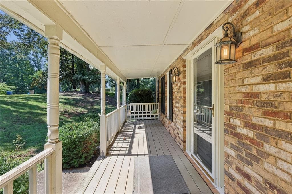 4 bedroom, 3 bathroom, 2,585 sq ft single family residence for sale at 3832 Whitney Place, Duluth, GA 30096 — photo 2