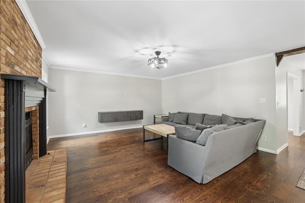 4 bedroom, 3 bathroom, 2,585 sq ft single family residence for sale at 3832 Whitney Place, Duluth, GA 30096 — photo 5
