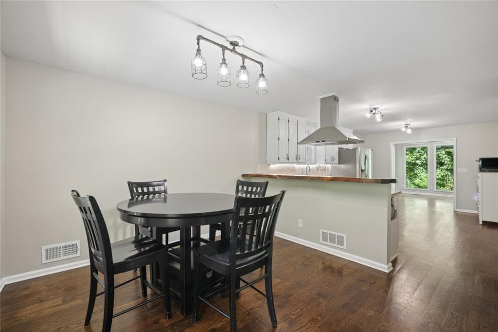 4 bedroom, 3 bathroom, 2,585 sq ft single family residence for sale at 3832 Whitney Place, Duluth, GA 30096 — photo 10