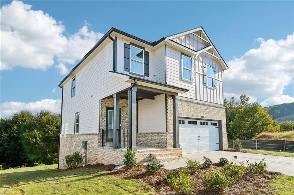 4 bedroom, 4 bathroom, 2,199 sq ft single family residence for sale at 5545 Ernst Lane, Cumming, GA 30041 — photo 4