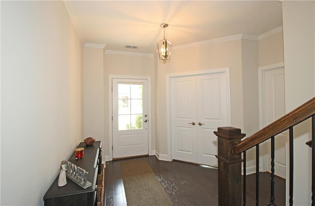 4 bedroom, 3 bathroom, 2,752 sq ft single family residence for sale at 1725 Nestledown Drive, Cumming, GA 30040 — photo 3