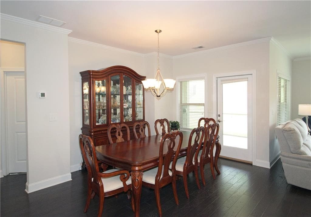 4 bedroom, 3 bathroom, 2,752 sq ft single family residence for sale at 1725 Nestledown Drive, Cumming, GA 30040 — photo 8