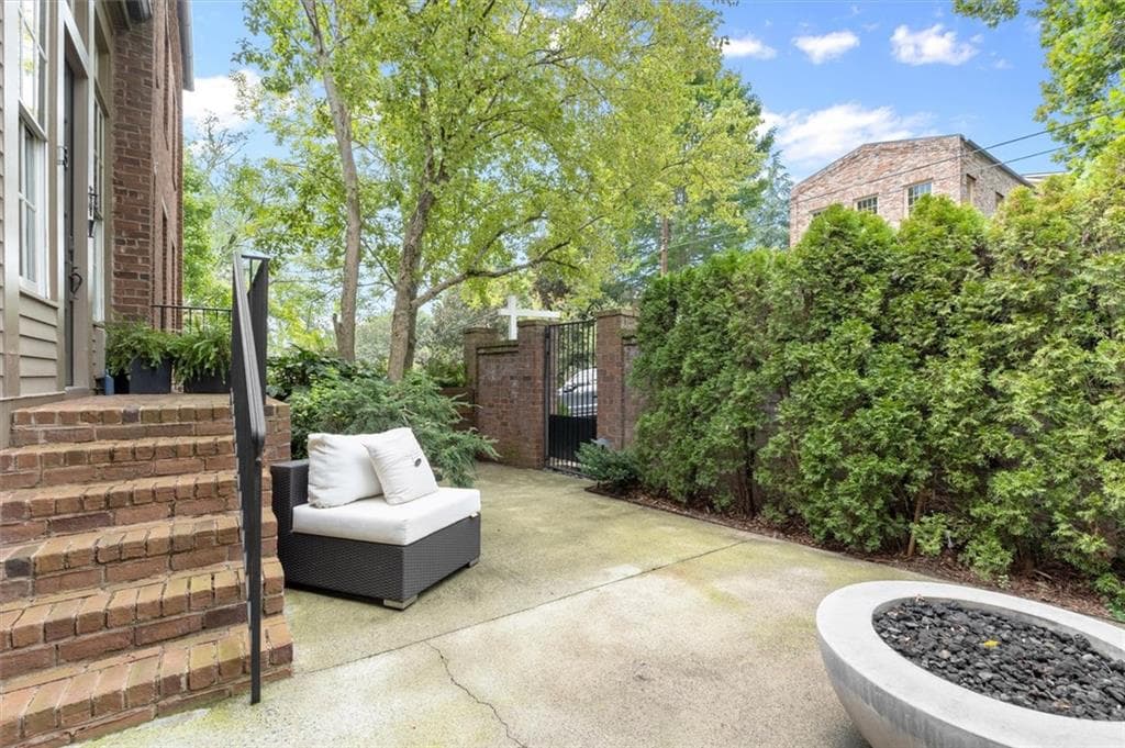 3 bedroom, 4 bathroom, 3,300 sq ft townhouse for sale at 65 Sloan Street 3, Roswell, GA 30075 — photo 5
