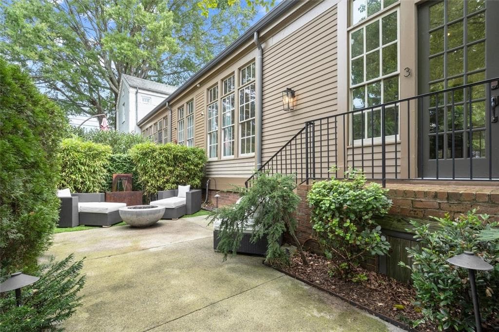 3 bedroom, 4 bathroom, 3,300 sq ft townhouse for sale at 65 Sloan Street 3, Roswell, GA 30075 — photo 4