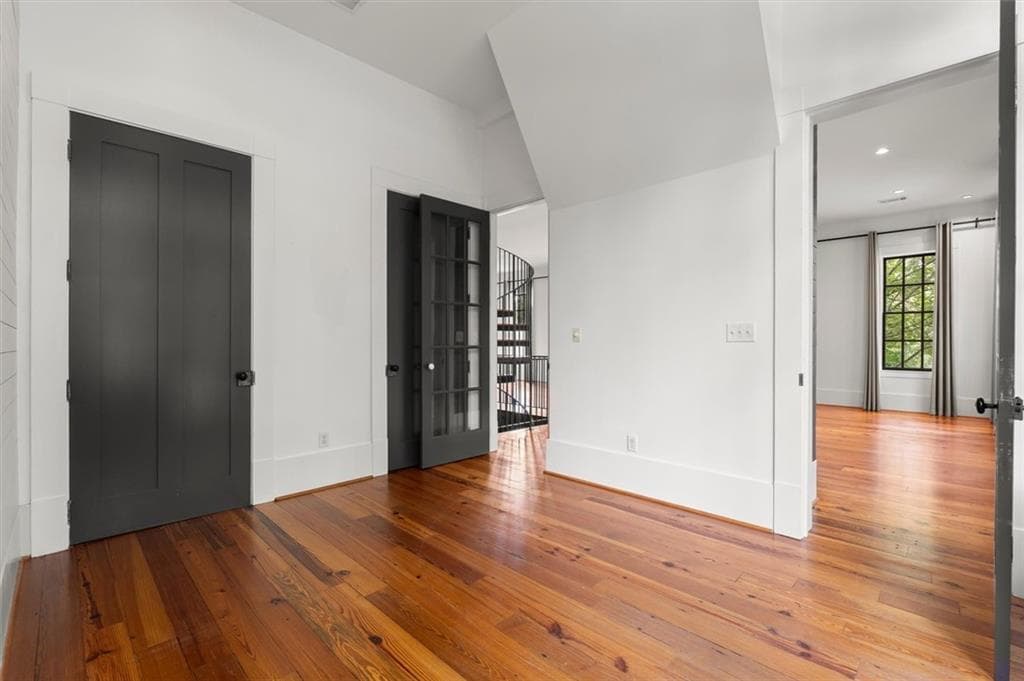 3 bedroom, 4 bathroom, 3,300 sq ft townhouse for sale at 65 Sloan Street 3, Roswell, GA 30075 — photo 7