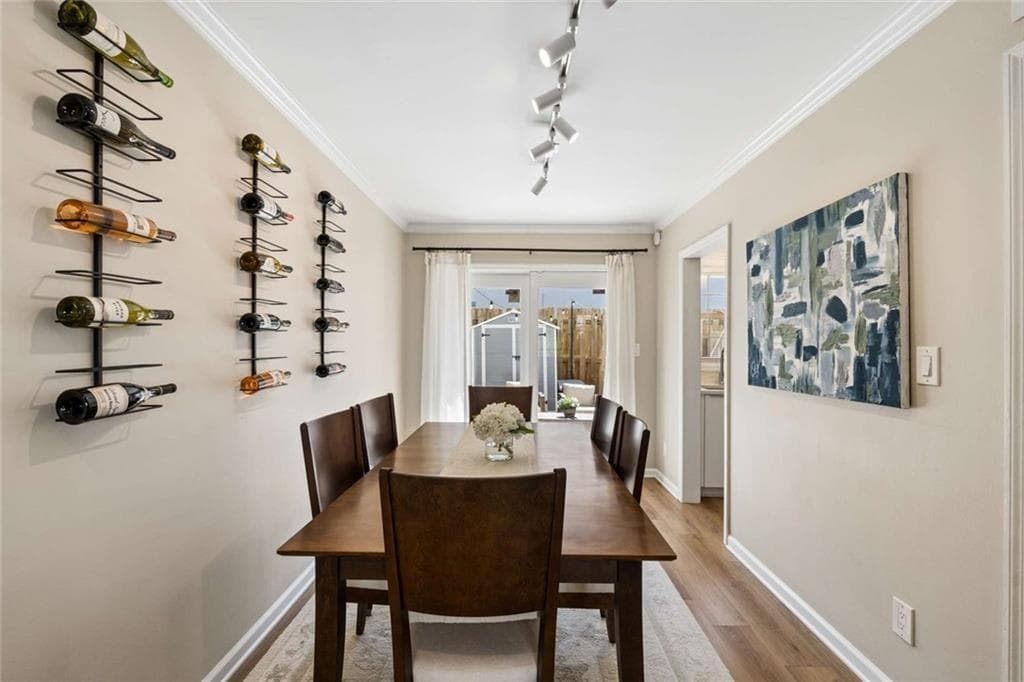 2 bedroom, 2 bathroom, 1,108 sq ft townhouse for sale at 136 NW Peachtree Memorial Drive VA 1, Atlanta, GA 30309 — photo 9