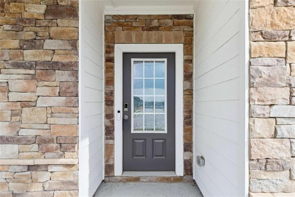 5 bedroom, 3 bathroom, 2,752 sq ft single family residence for rent at 4171 Dean Grove Way, Loganville, GA 30052 for $3,350 a month — photo 8