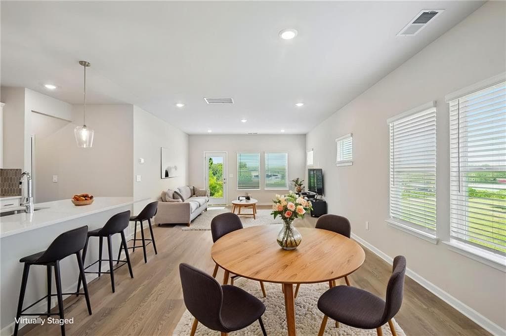 5 bedroom, 3 bathroom, 2,352 sq ft single family residence for sale at 2865 Aralynn Way, College Park, GA 30337 — photo 8