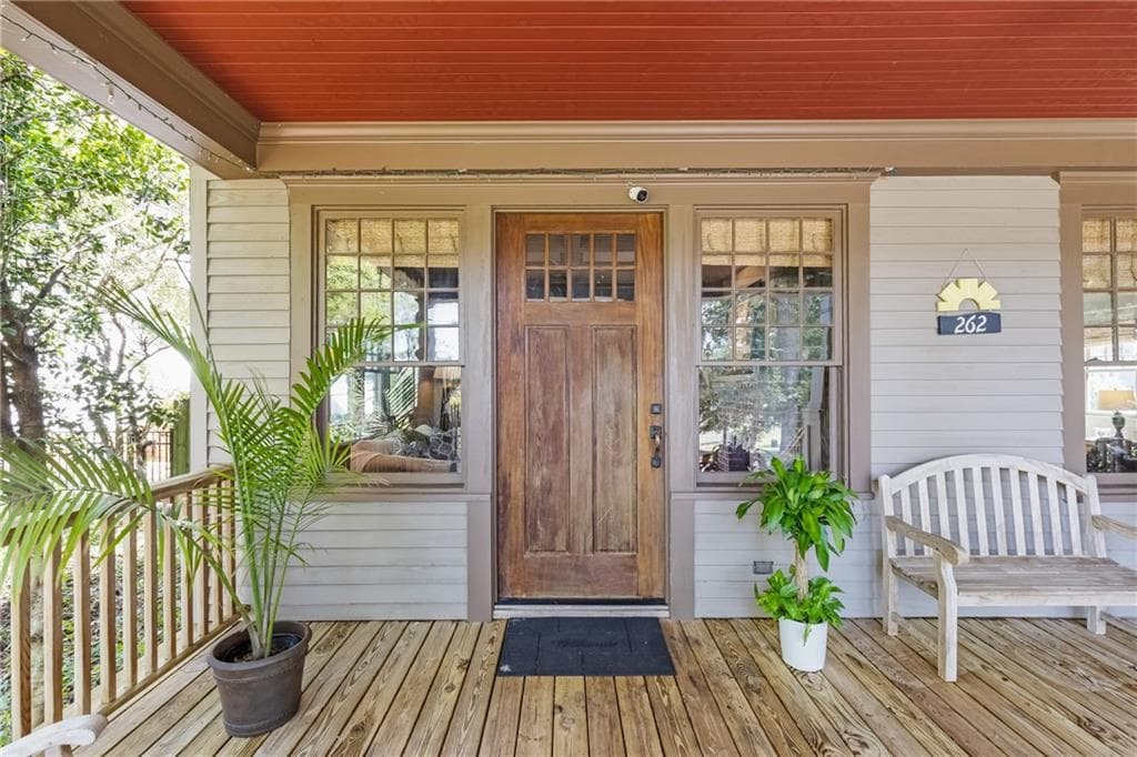 5 bedroom, 3 bathroom, 3,000 sq ft single family residence for sale at 262 Daniel Avenue, Atlanta, GA 30317 — photo 6