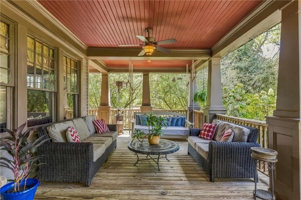 5 bedroom, 3 bathroom, 3,000 sq ft single family residence for sale at 262 Daniel Avenue, Atlanta, GA 30317 — photo 4