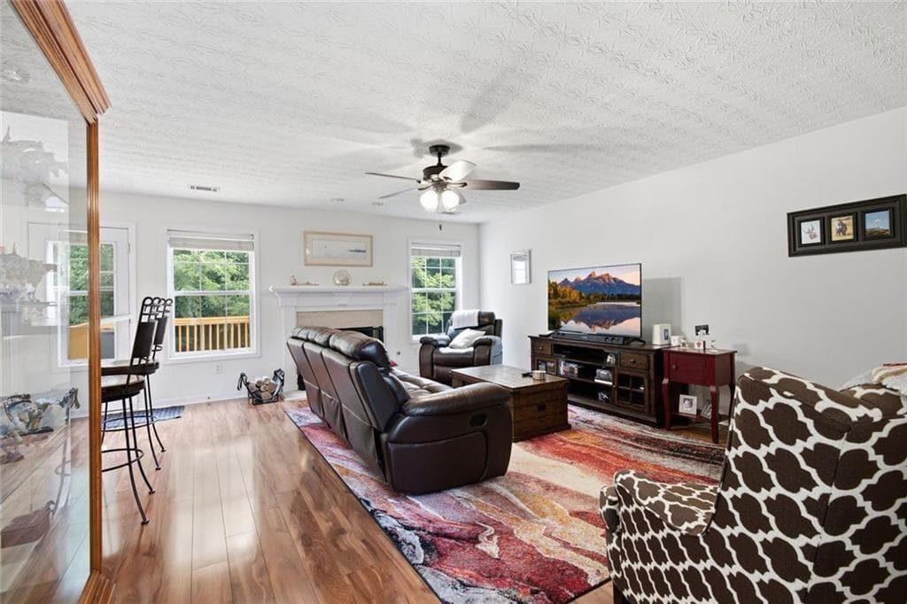 4 bedroom, 3 bathroom, 2,749 sq ft single family residence for sale at 658 Bartow Drive, Dacula, GA 30019 — photo 3