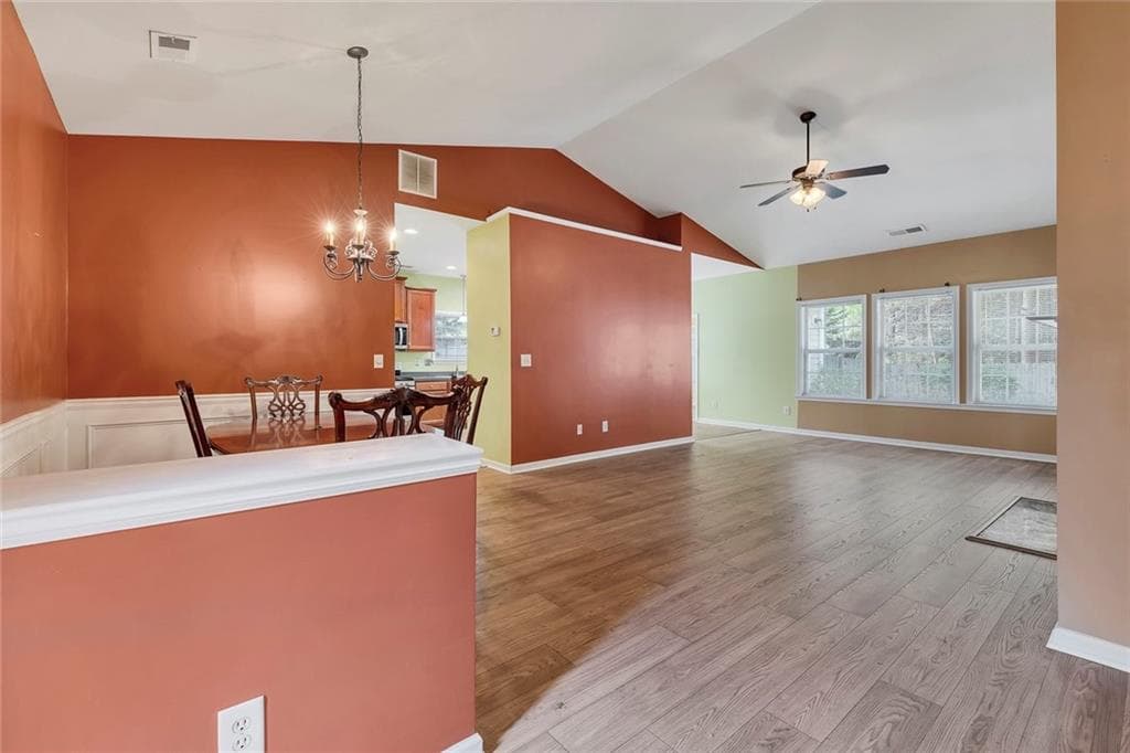 3 bedroom, 2 bathroom, 1,873 sq ft single family residence for sale at 5003 Centennial Commons Drive, Acworth, GA 30102 — photo 6