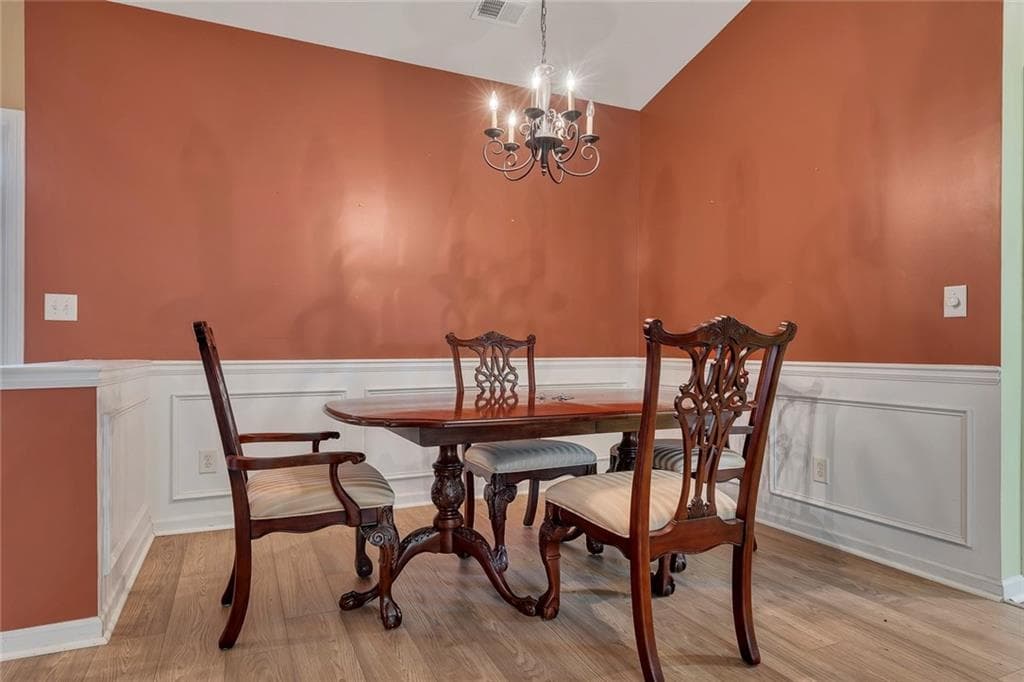 3 bedroom, 2 bathroom, 1,873 sq ft single family residence for sale at 5003 Centennial Commons Drive, Acworth, GA 30102 — photo 7
