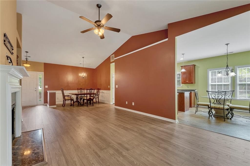 3 bedroom, 2 bathroom, 1,873 sq ft single family residence for sale at 5003 Centennial Commons Drive, Acworth, GA 30102 — photo 10
