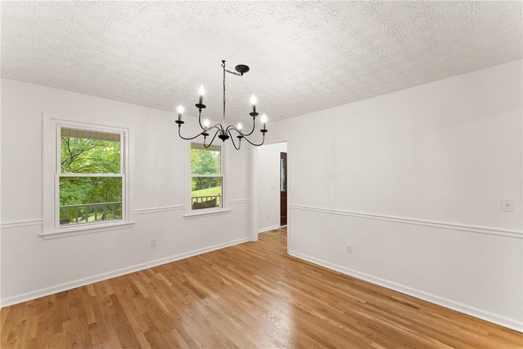 4 bedroom, 4 bathroom, 2,438 sq ft single family residence for sale at 4001 Catawba Ridge, Gainesville, GA 30506 — photo 7